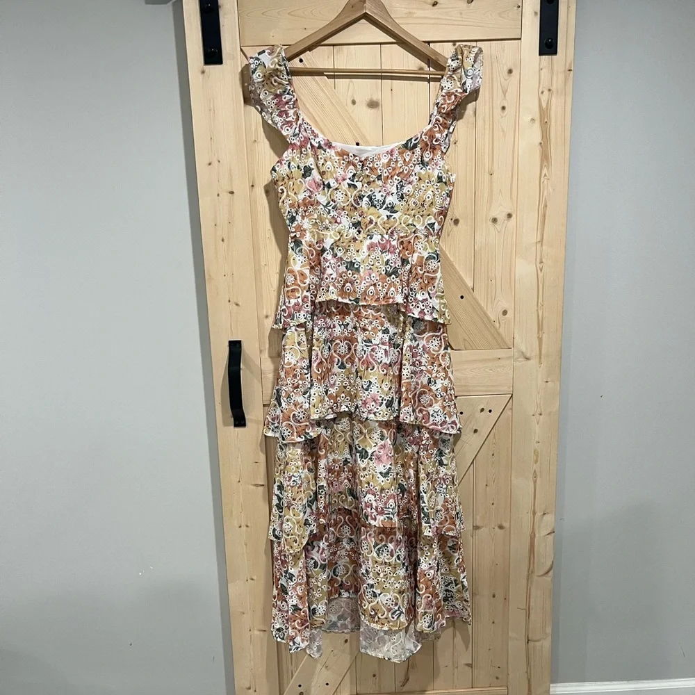 NWT En Saison Presley Floral Embroidered Tieres Midi Dress, Size Large. - Picture 7 of 13